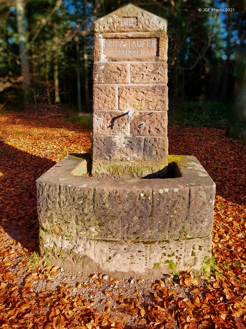 Läuferbrunnen auf der Wandertour Lauterquellen