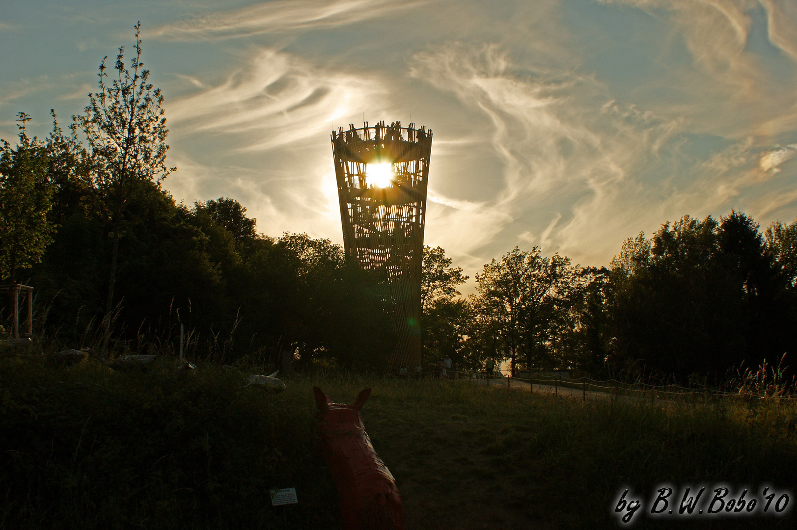 LAGA 2010 - Jübergturm in der Dämmerung