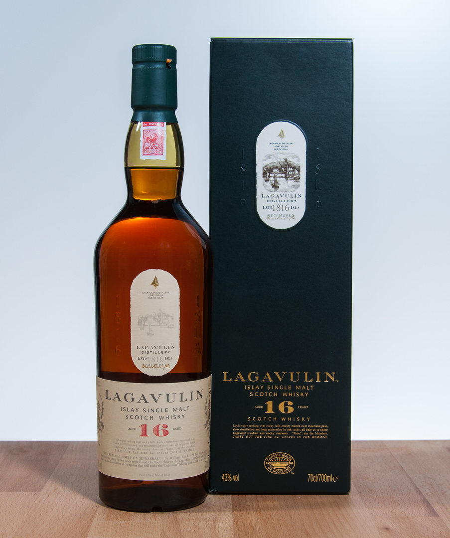 Lagavulin 16 Years