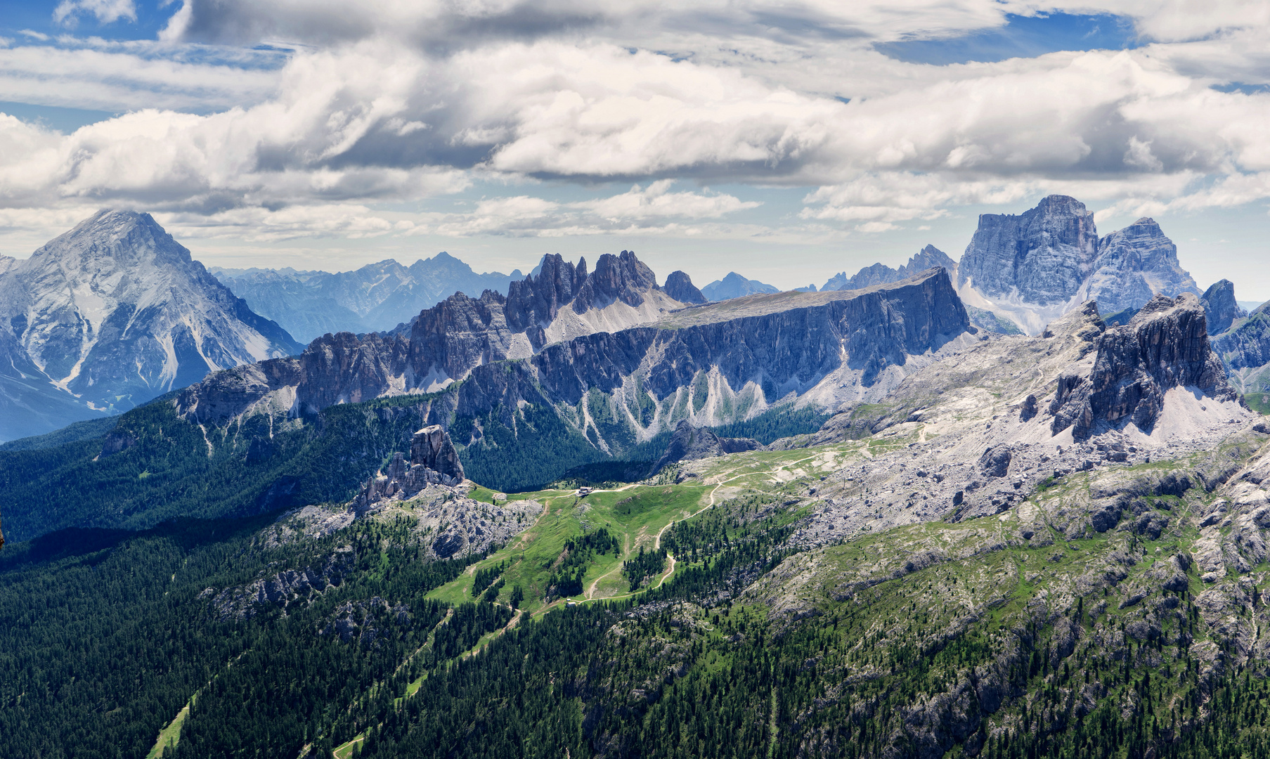 Lagazuoi Bergpanorama in den Südtiroler Dolomiten