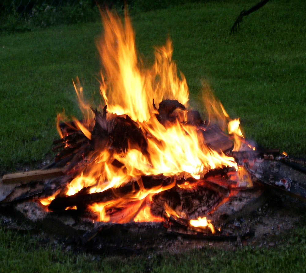 Lagerfeuer Foto &amp; Bild | die elemente, verschiedenes, natur Bilder auf ...