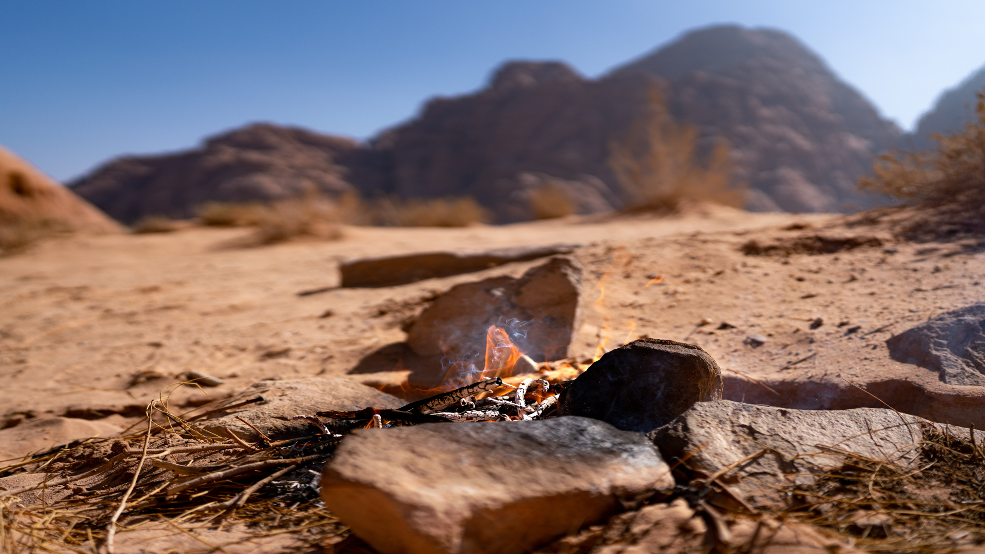 Lagerfeuer im Wadi Rum