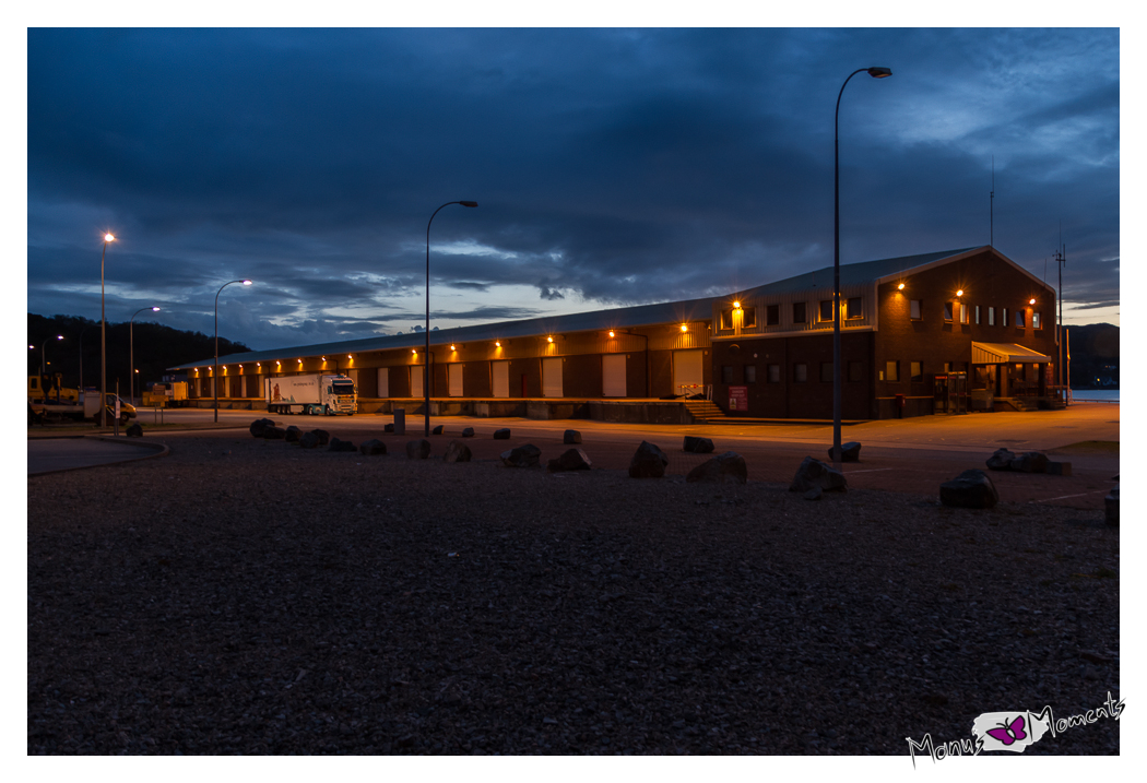 Lagerhalle im Hafen von Lochinver