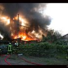 Lagerhalle im Vollbrand 1