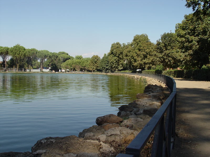 laghetto di villa ada