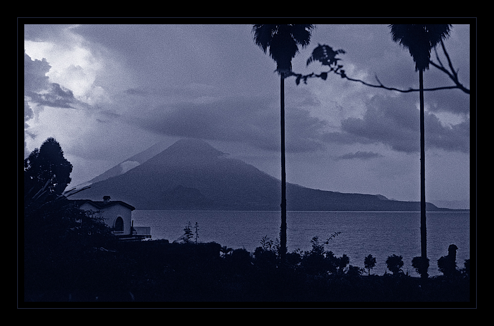 - lago atitlán -