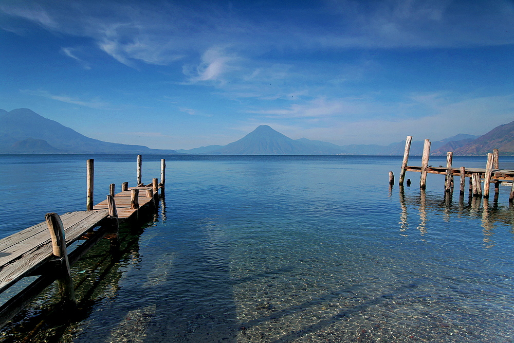 Lago de Atitlan - Guatemala .