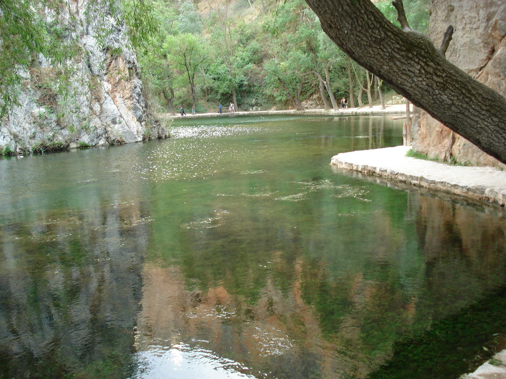 Foto de Lago del Espejo en Olvés, Zaragoza