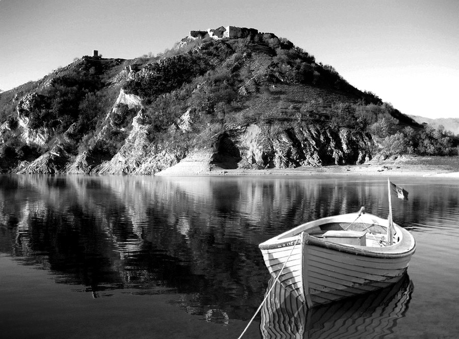 Lago del Turano