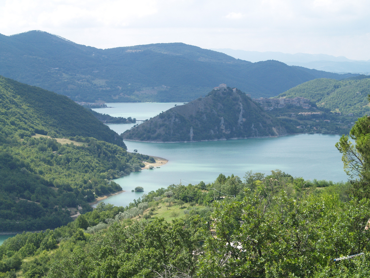 lago del turano