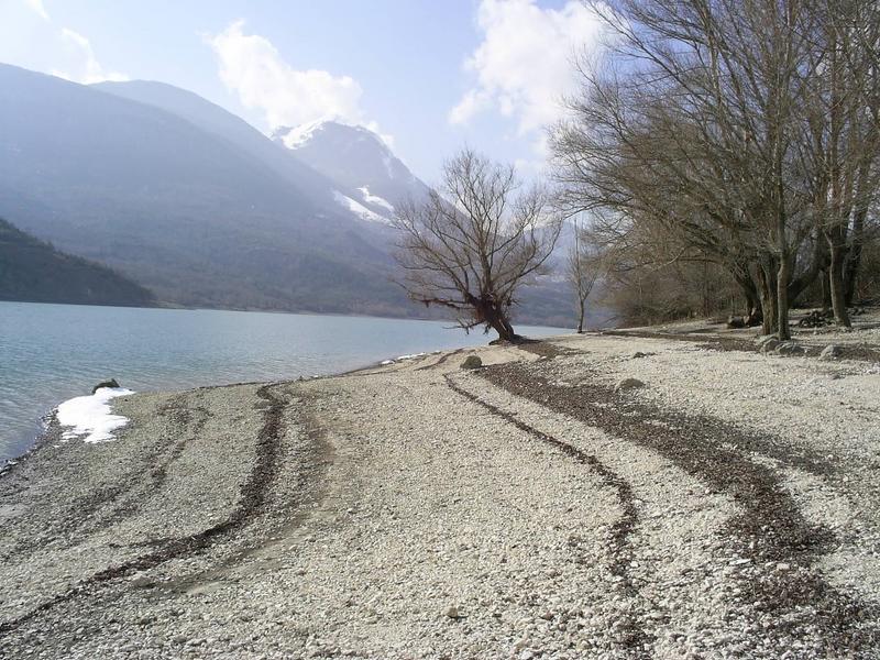 LAGO DI BARREA