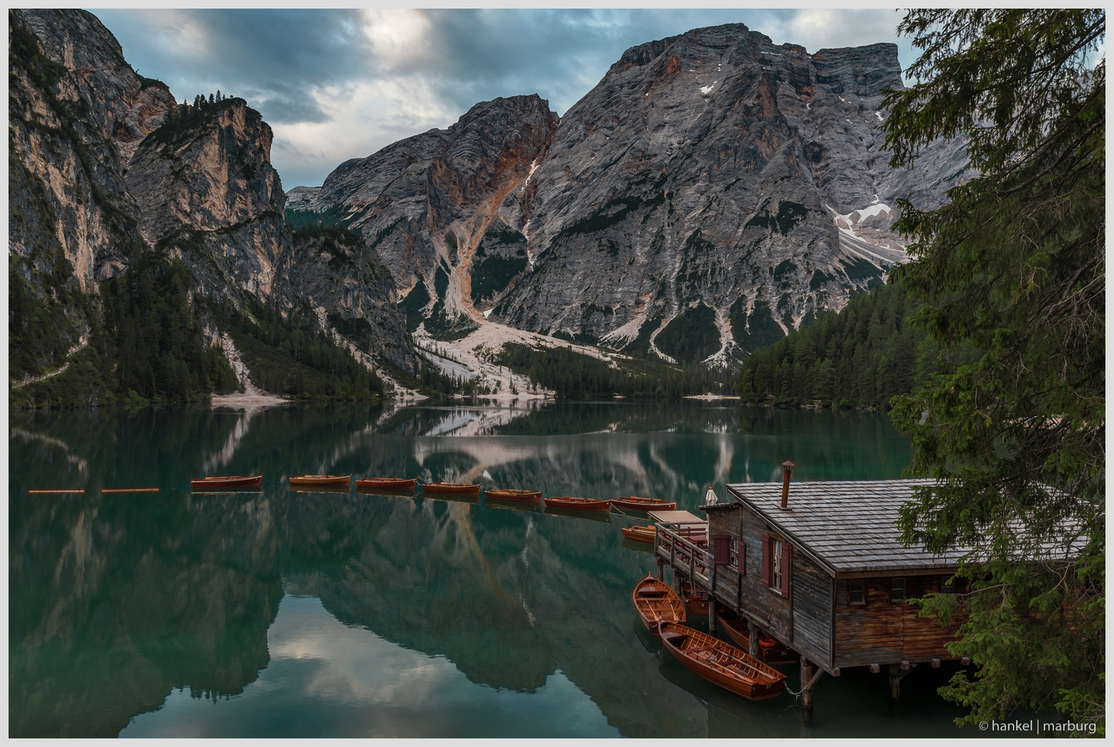 Lago Di Braies Pragser Wildsee Foto Bild Blau Grun Berg Bilder Auf Fotocommunity