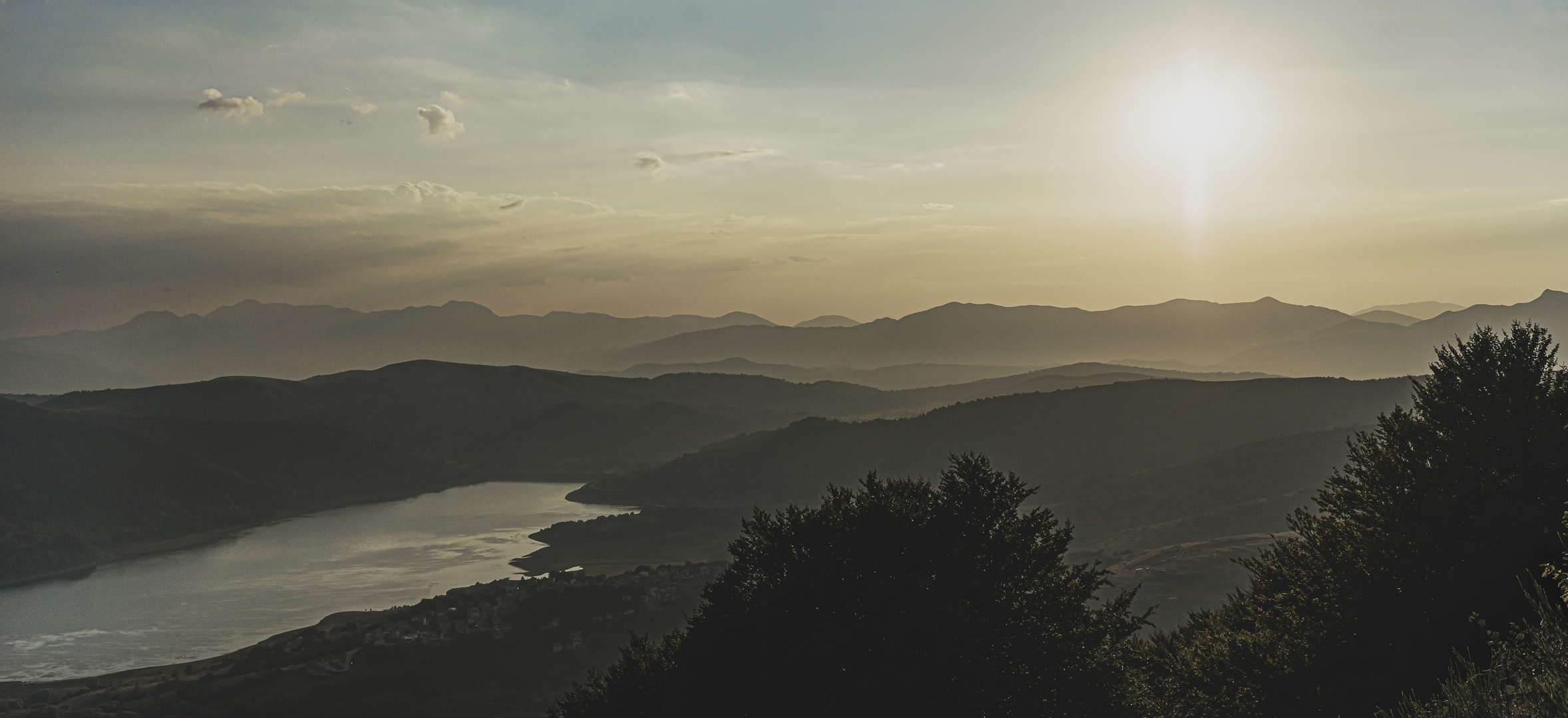 Lago di Campotosto 2