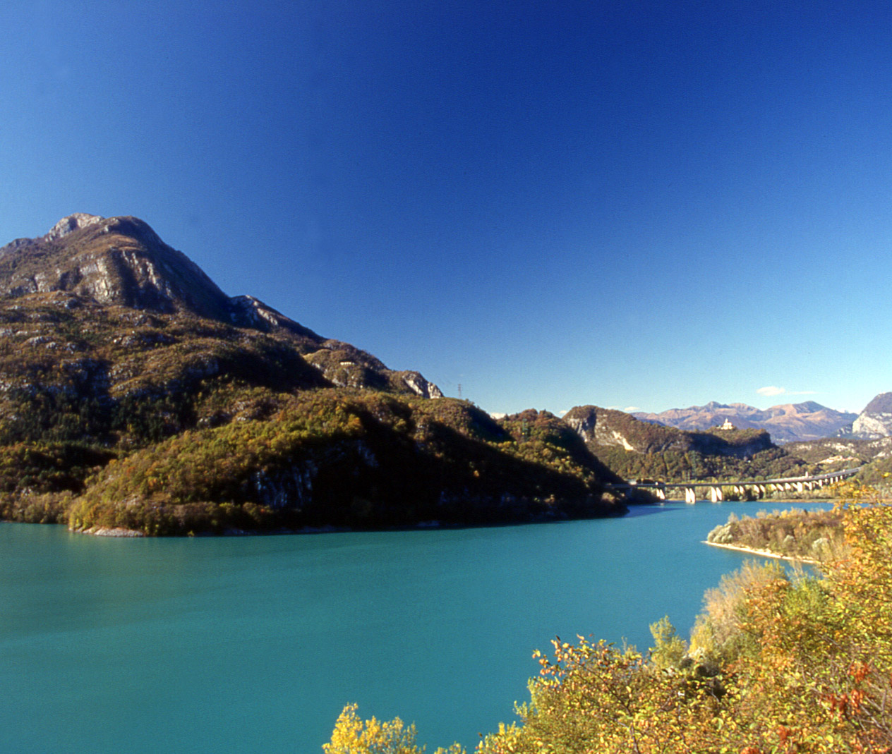 Lago di Cavazzo - Uno sguardo verso nord