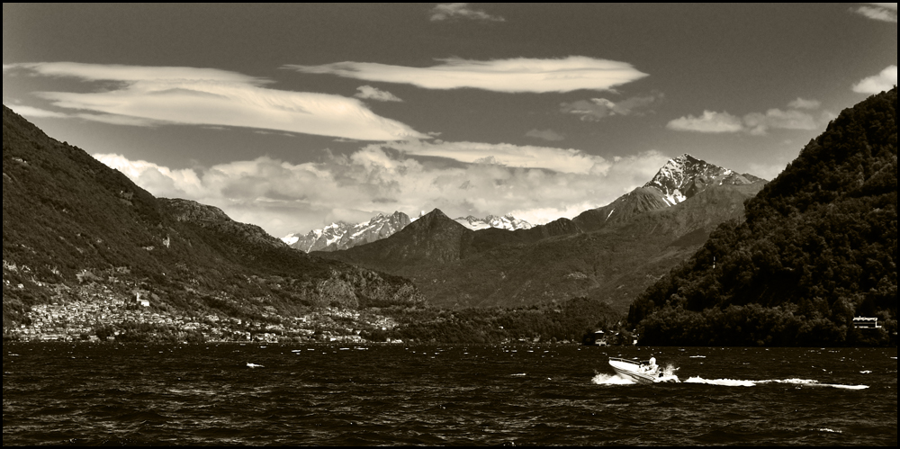 Lago di Como... sepia.