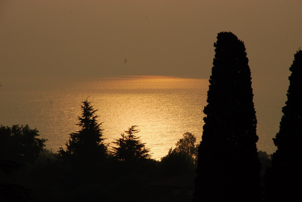 Lago di Garda visto da Moniga