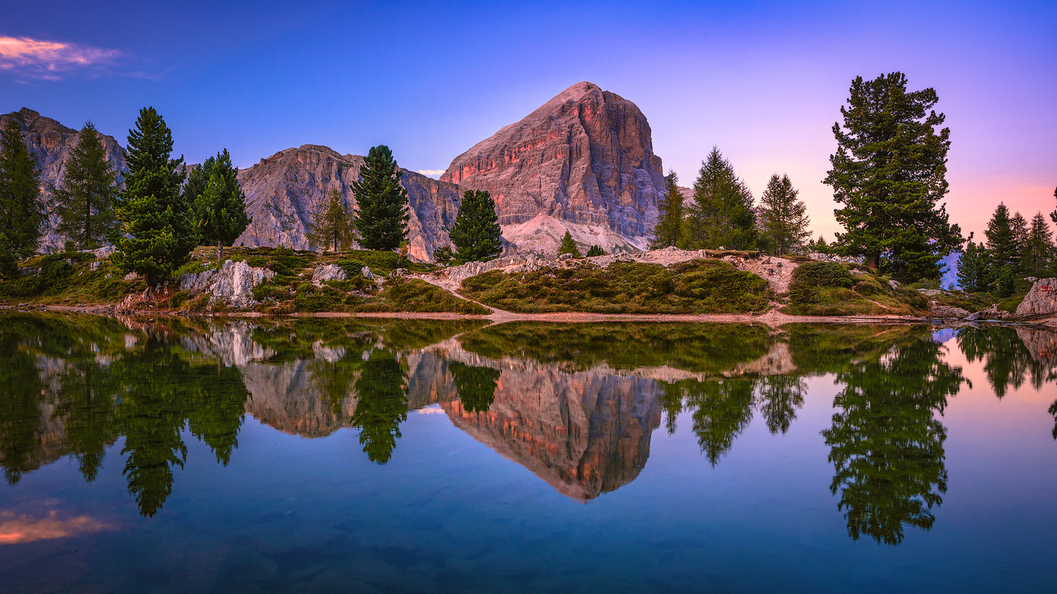 Lago di Limides und Tofana