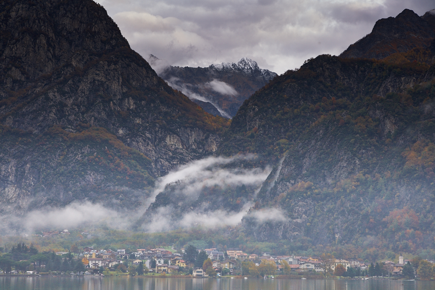 Lago di Mezzola