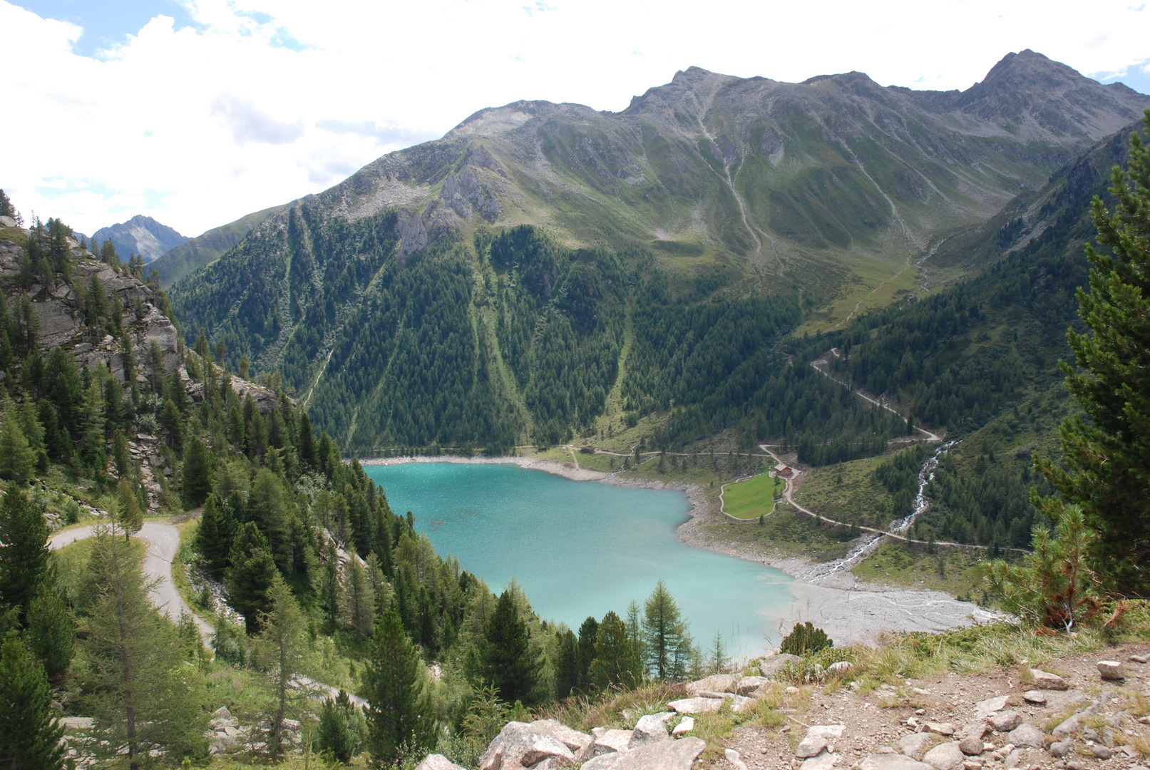 lago di nives lappago val aurina