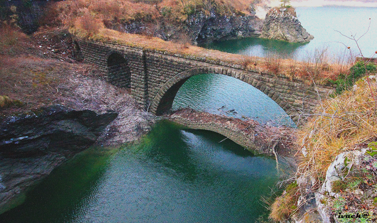 Lago di Redona ( Tramonti di Sopra)