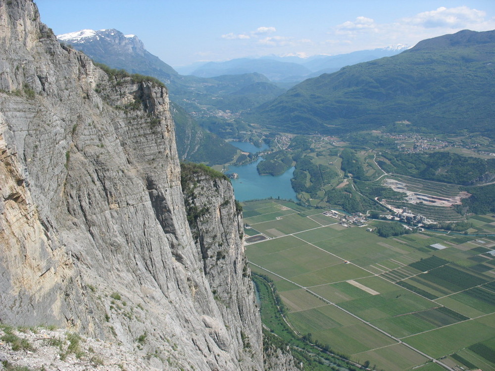 Lago di Toblino dalla Ferrata Che Guevara