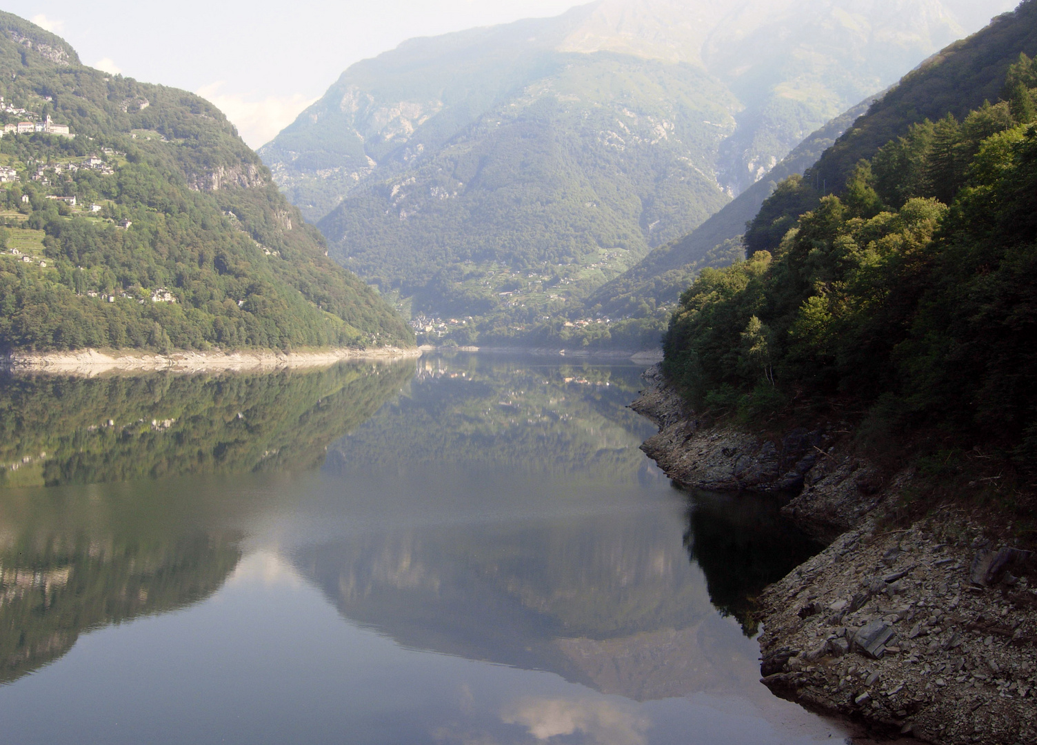 Lago di Vogorno Stausee