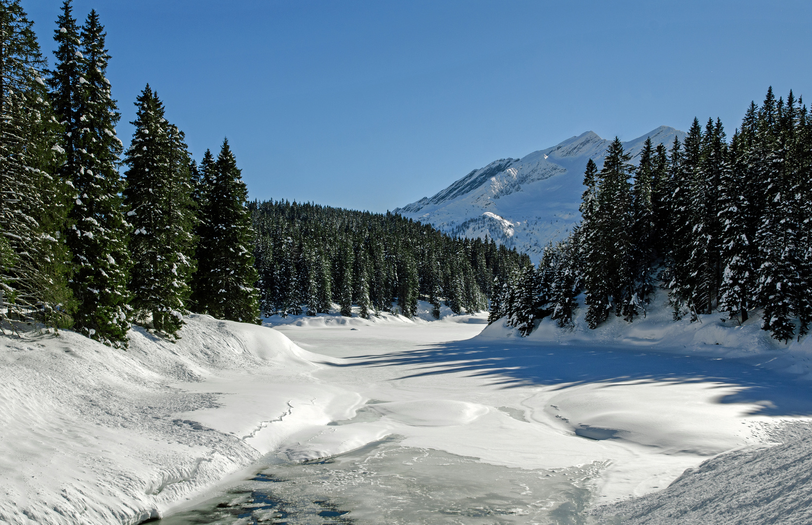 Lago d'Isola San Bernardino