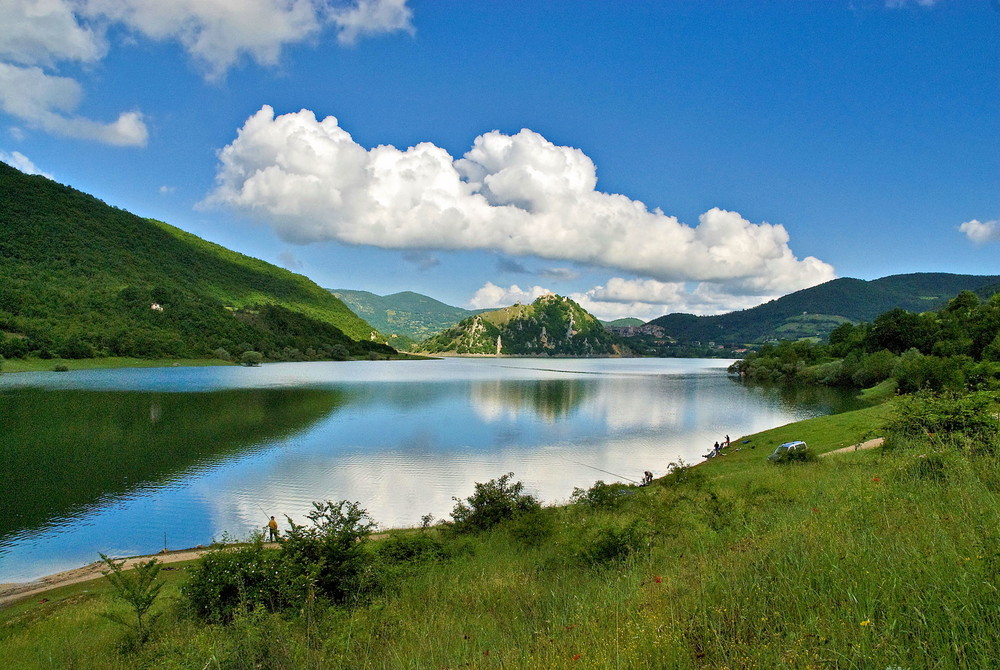 Lago e cielo