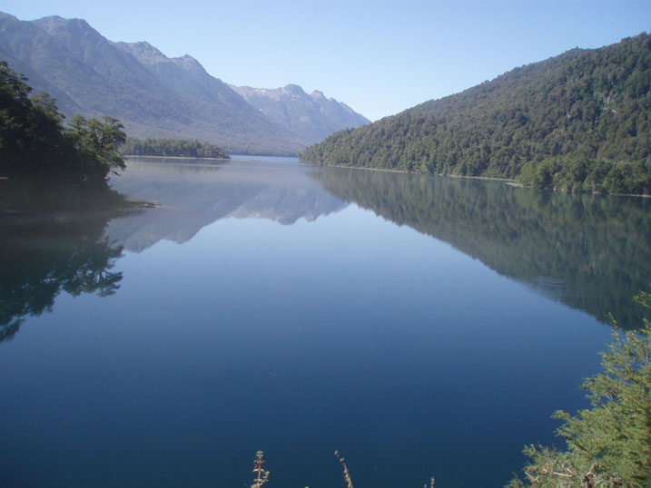 Lago Espejo _ Río Negro - Argentina