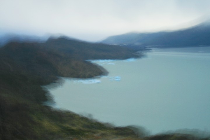 Lago Grey