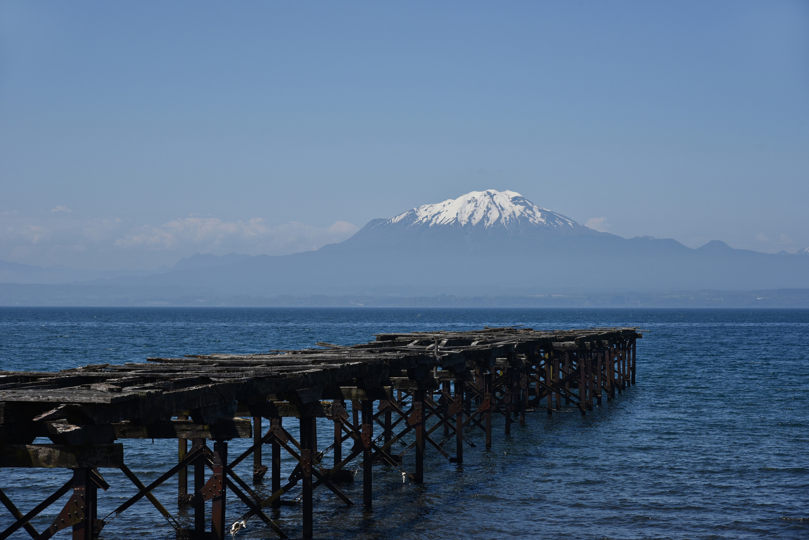 Lago Llanquihue and Mount Calbuco 02