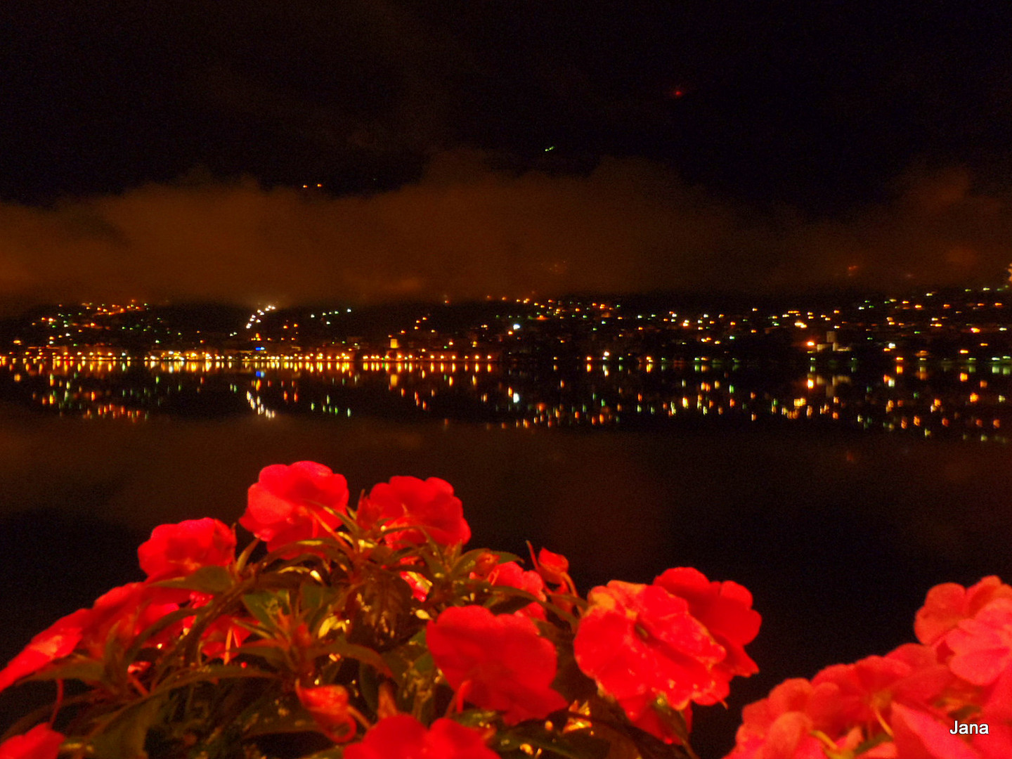 Lago Maggiore bei Nacht