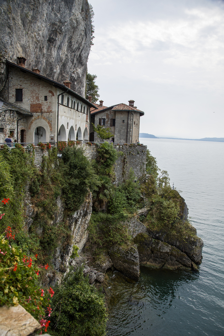 Lago Maggiore - Santa Catarina del Sasso