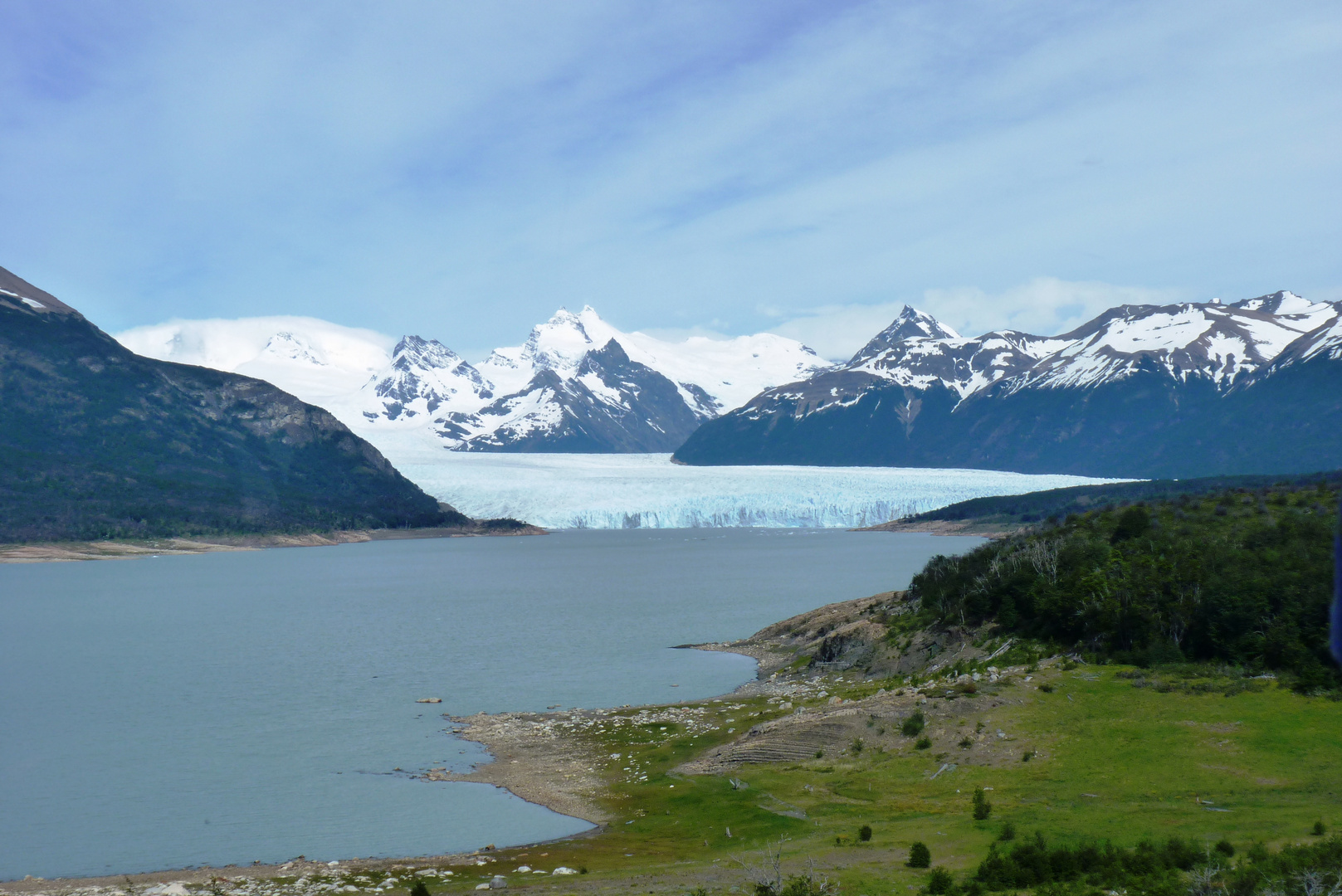 Lago, Montaña y Glaciar