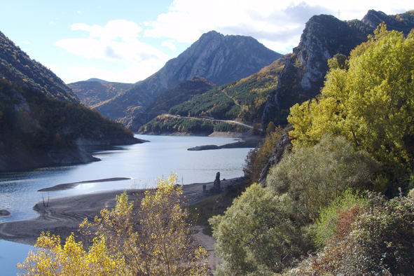 Lago Pirenaico