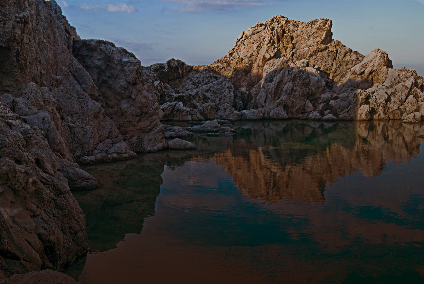 lago rojo