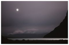 Lago San Martin at night