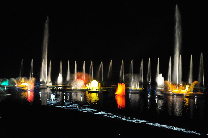 Lago San Pietro (AV) Giochi d' Acqua con musiche