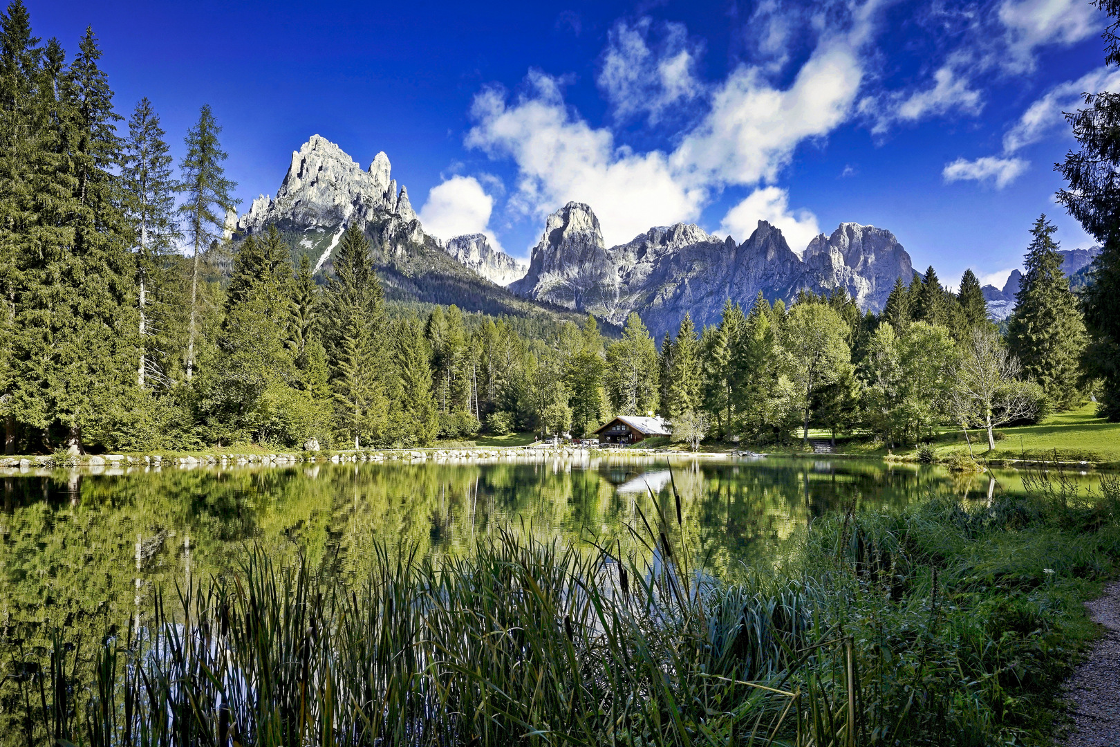 Lago Welsperg Südtirol überarbeitet (entsättigt)