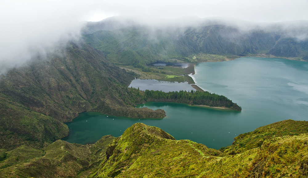 Lagoa do Fogo