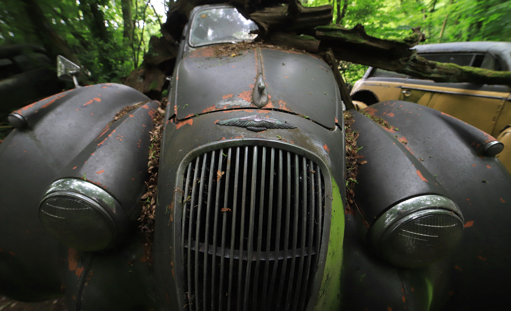 lagonda front