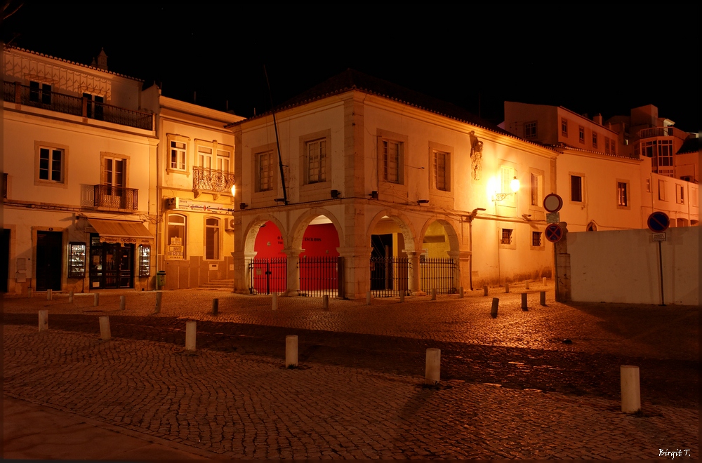 Lagos bei Nacht - Sklavenmarkt