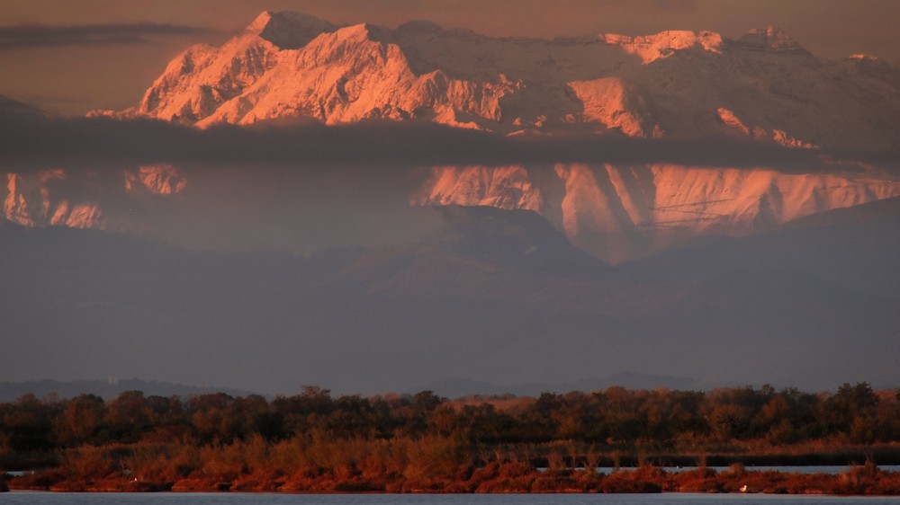 Laguna e montagna