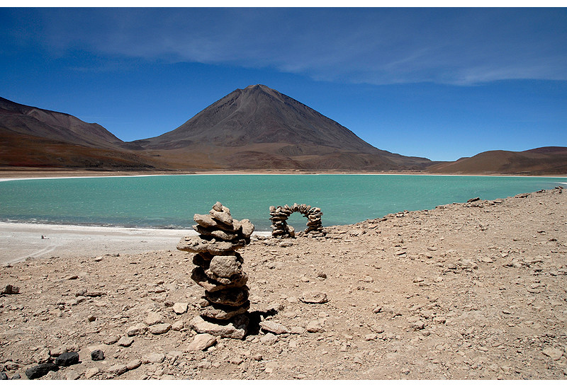 -- Laguna Verde --