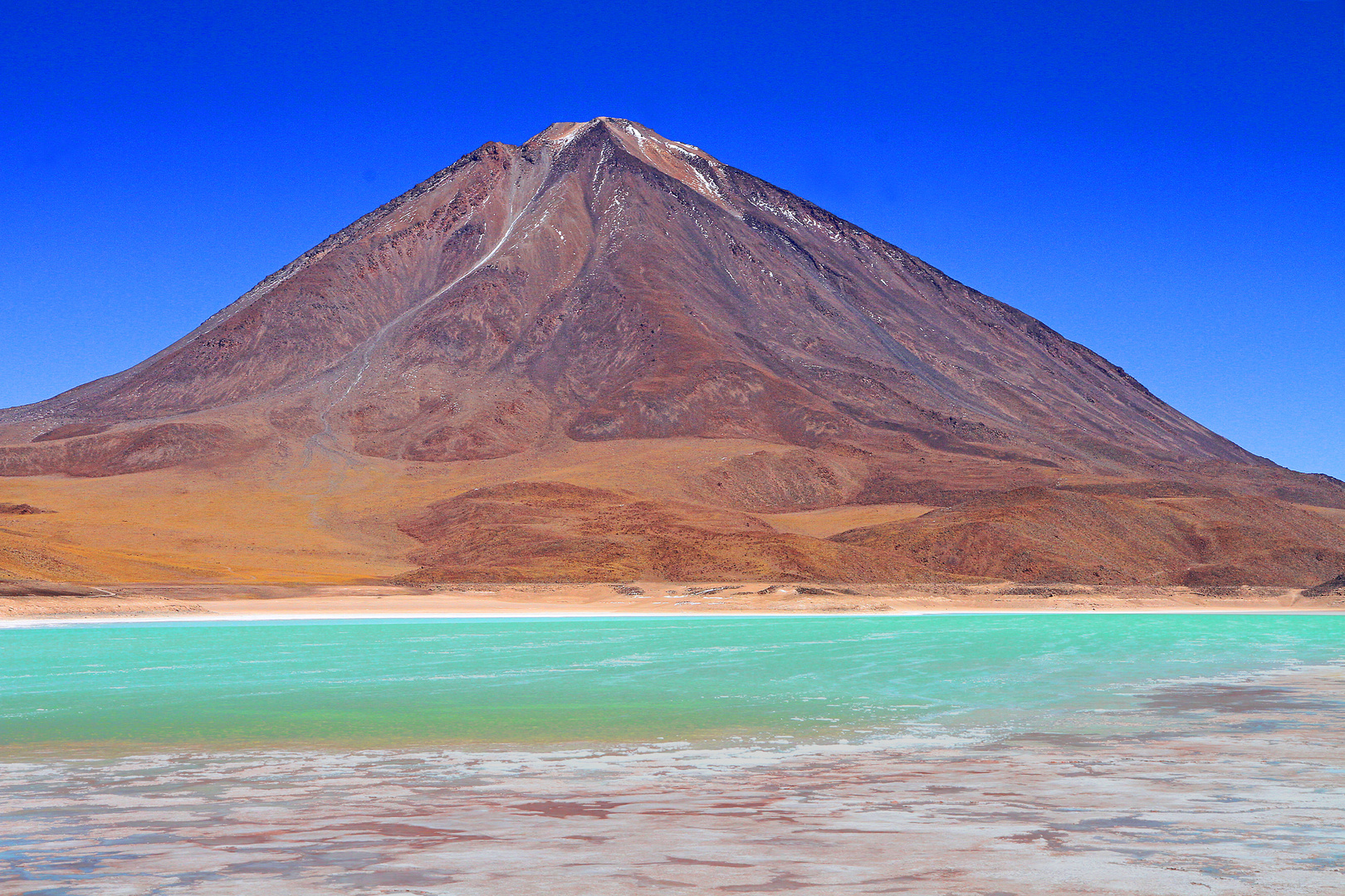 Laguna Verde mit Vulkan Licancabur, Bolivien