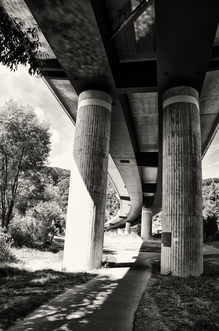 Lahnbrücke-Umgehungsstraße