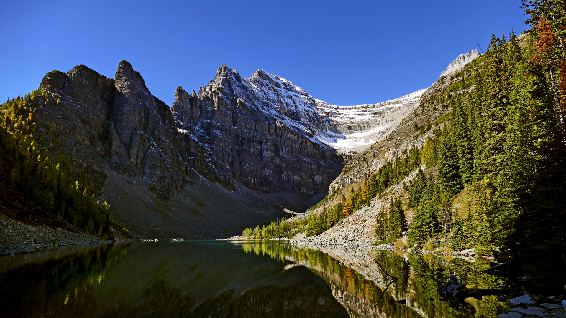 Lake Agnes oberhalb des Lake Louise in British Columbia