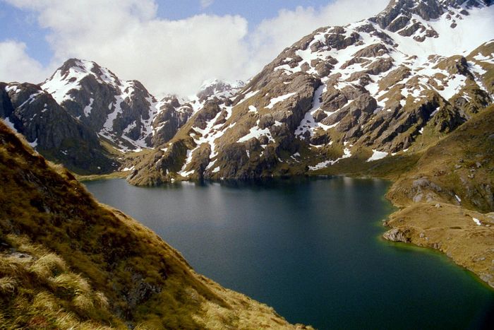 lake an dem routeburn track