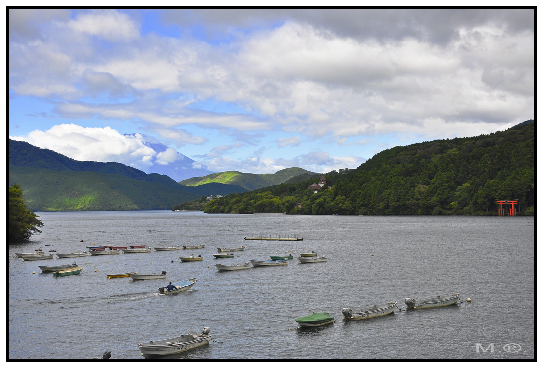 Lake Ashi in Hakone