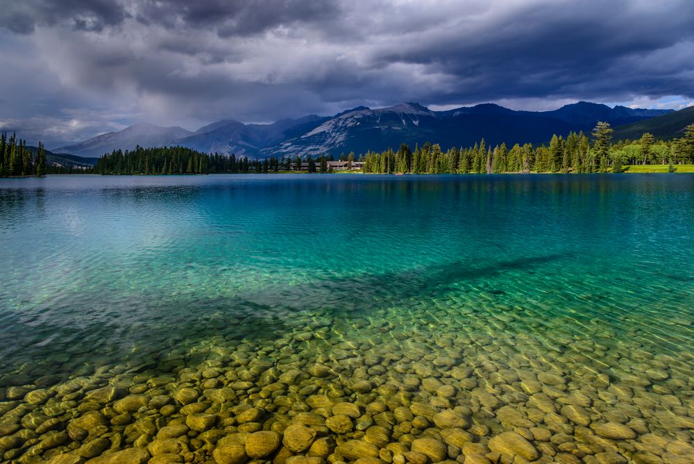 Lake Beauvert, Jasper, Kanada